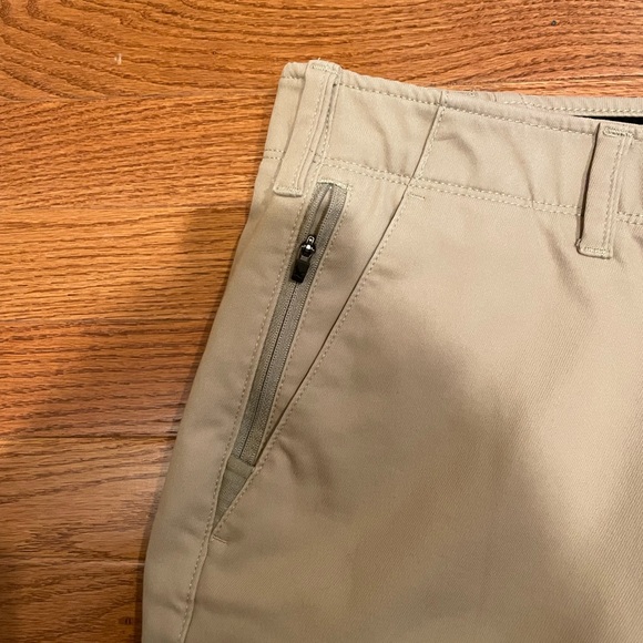 Eddie Bauer Men’s Pant - Picture 3 of 5